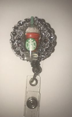 Retractable badge reel