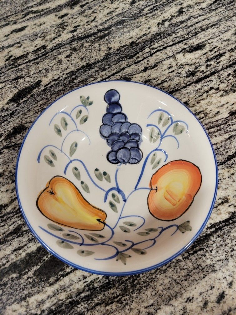 Vintage Frutteto Stoneware Cereal/Soup Bowl. Grapes, Peach Pear Design With Blue Rim