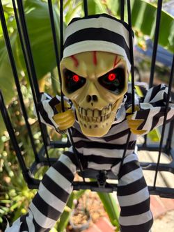 Halloween Skeleton Prisoner Decoration with LED Eyes