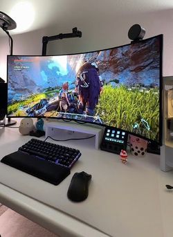 LG Oled 45in Ultrawide WQHD 240hz