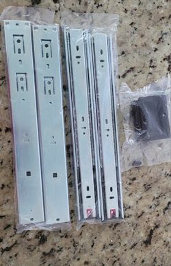 Deltana Pocket Lock And Drawer Slides