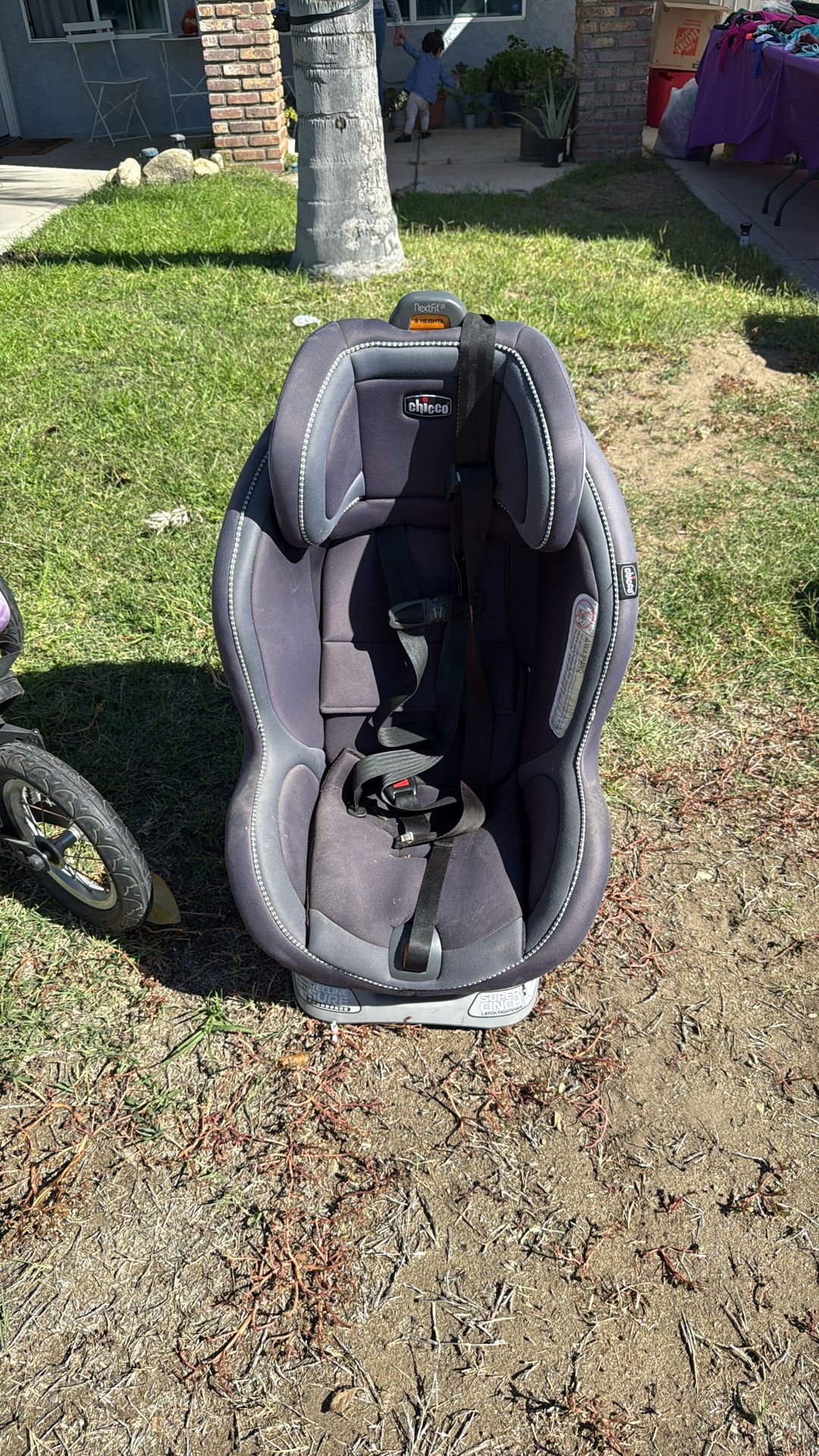 Chicco Car seat