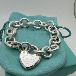 Tiffany Co Sterling Silver Return To Heart Padlock Lock Charm Bracelet