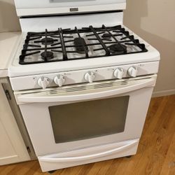 Gas Stove Kenmore White 5 Burner 