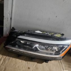 2016-2019
VOLKSWAGEN PASSAT 
LEFT side HEADLIGHT (contact info removed)73A