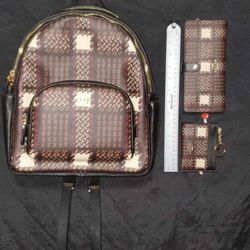 Authentic Coach Backpack W/Accessories 