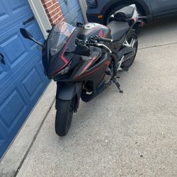 2021 Honda CBR500r abs
