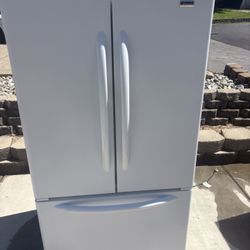 Clean Kenmore Elite Refrigerator Will Deliver And install 