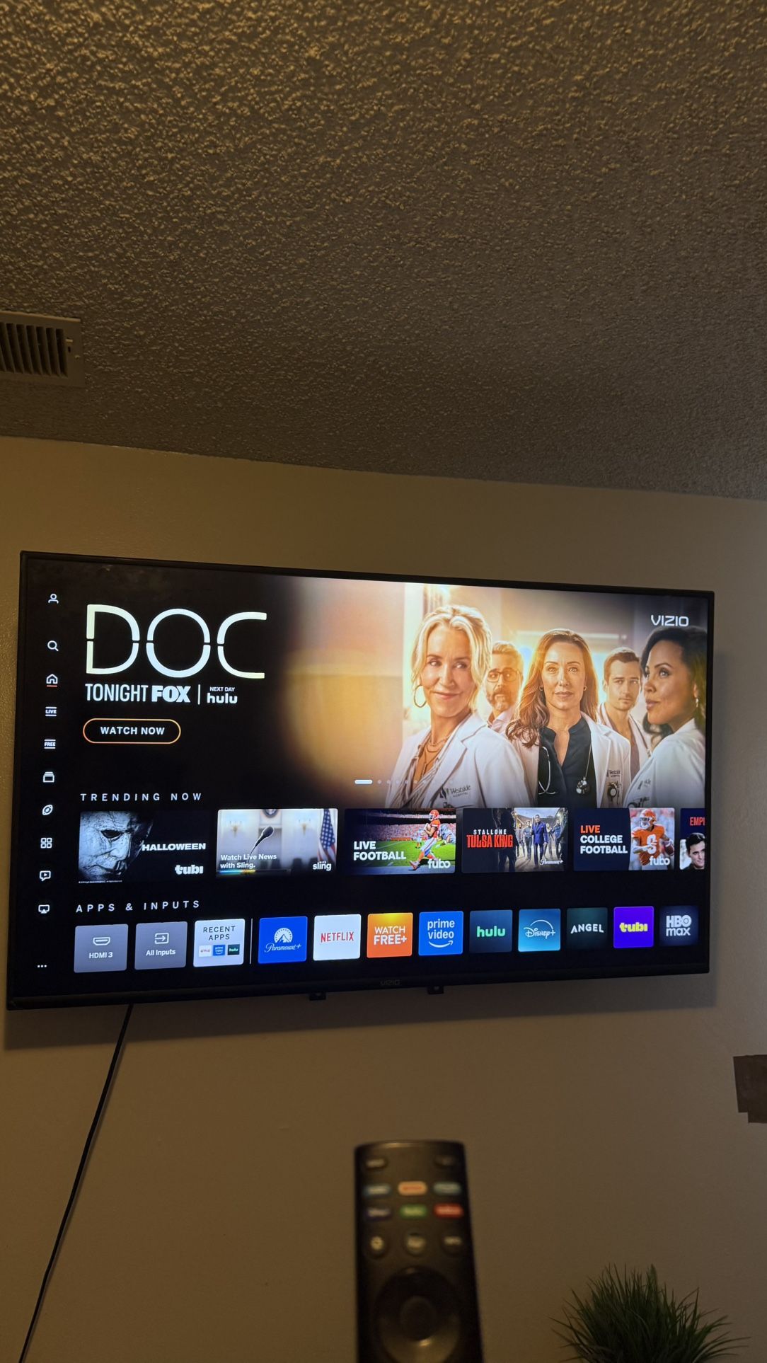 44” vizio smart tv