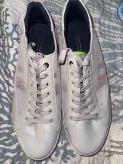 Tommy Hilfiger Mens Rojo Grey Low Top Sneakers - Size 12
