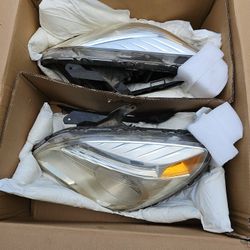 Headlights for Chevy Equinox 2010-15