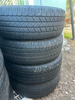 255-70-16 all four tires 💸💸💸💸💸