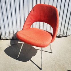 Eero Saarinen for Knoll Chairs (6 armless, 2 arm) Mid Century FREE Delivery