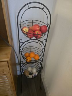 Metal 3 tier basket