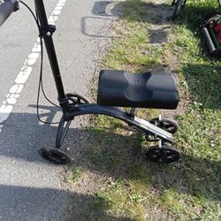 Drive Knee Scooter 