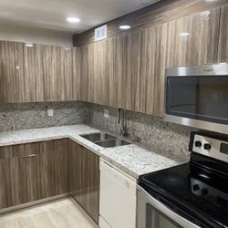 Kitchen Cabinets All Included