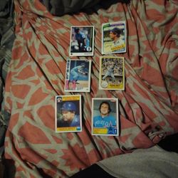 6 George Brett Baseball Cards