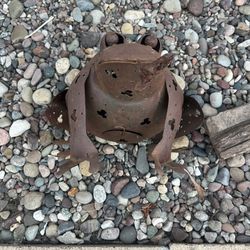 Frog Metal Candle Holder 