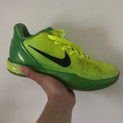 Nike Kobe grinches