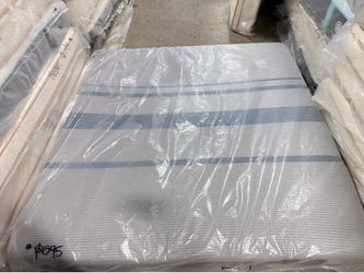 SALE 💥King mattress Serta Icomfort firm 💥
