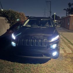 Jeep Cherokee  Altitude Sport Utility 4D 
