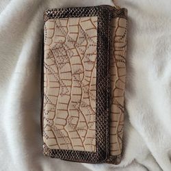 Guess Brand Women's Wallet