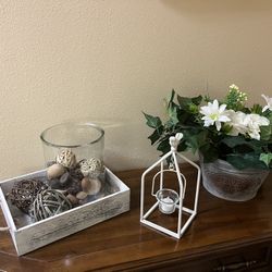 Farmhouse Decor 