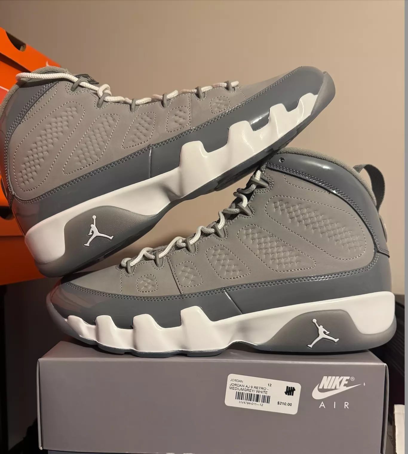 Air Jordan 9 Retro OG 2025 sz8 w/receipt NEW DS