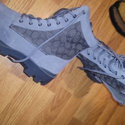 Coach Boots Gray (SZ13) M
