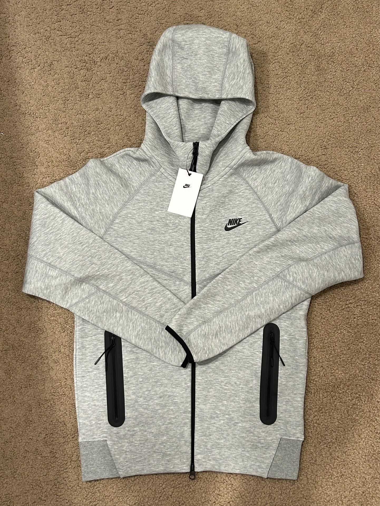Nike Tech Fleece Jacket Size Small Brand New