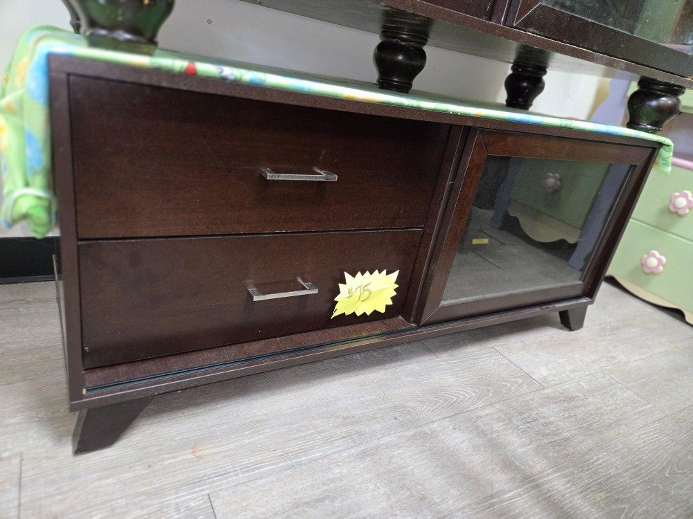Entertainment Stand 