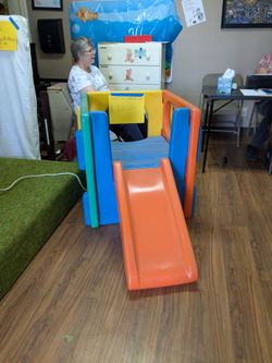 Little Tykes activity gym