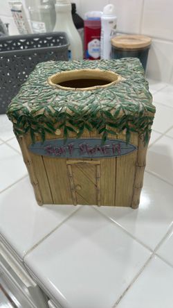 Surf shack tissue holder