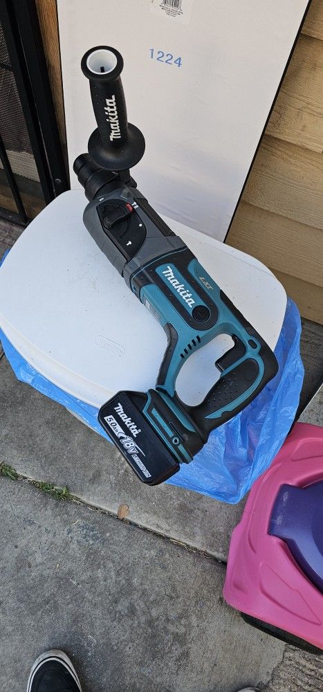 Makita Rotary Hammer