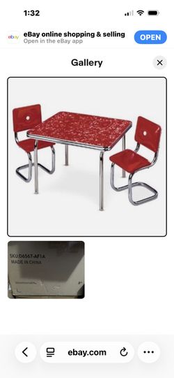 New American Girl Molly’s Table With Chairs