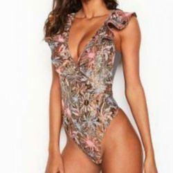 New!! Victoria's Secret bodysuit Size S
