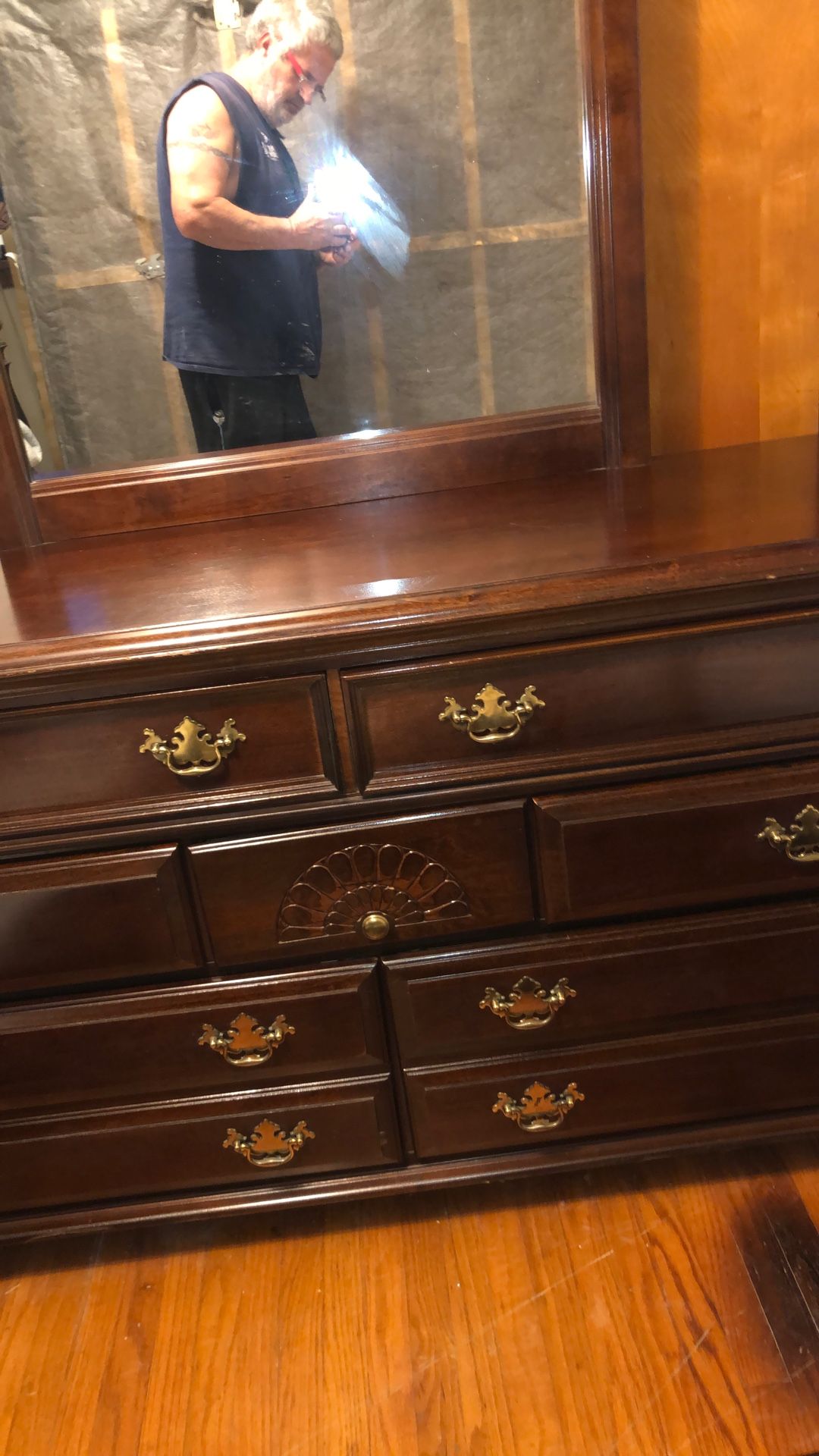 Dresser
