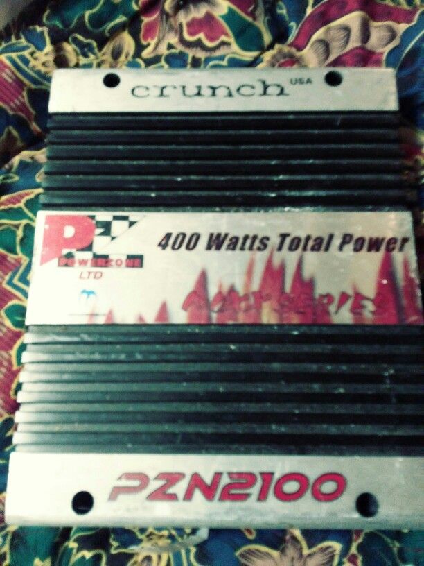 Crunch pzi 2100 400 watt amp
