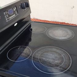 Whirlpool glass top Stove