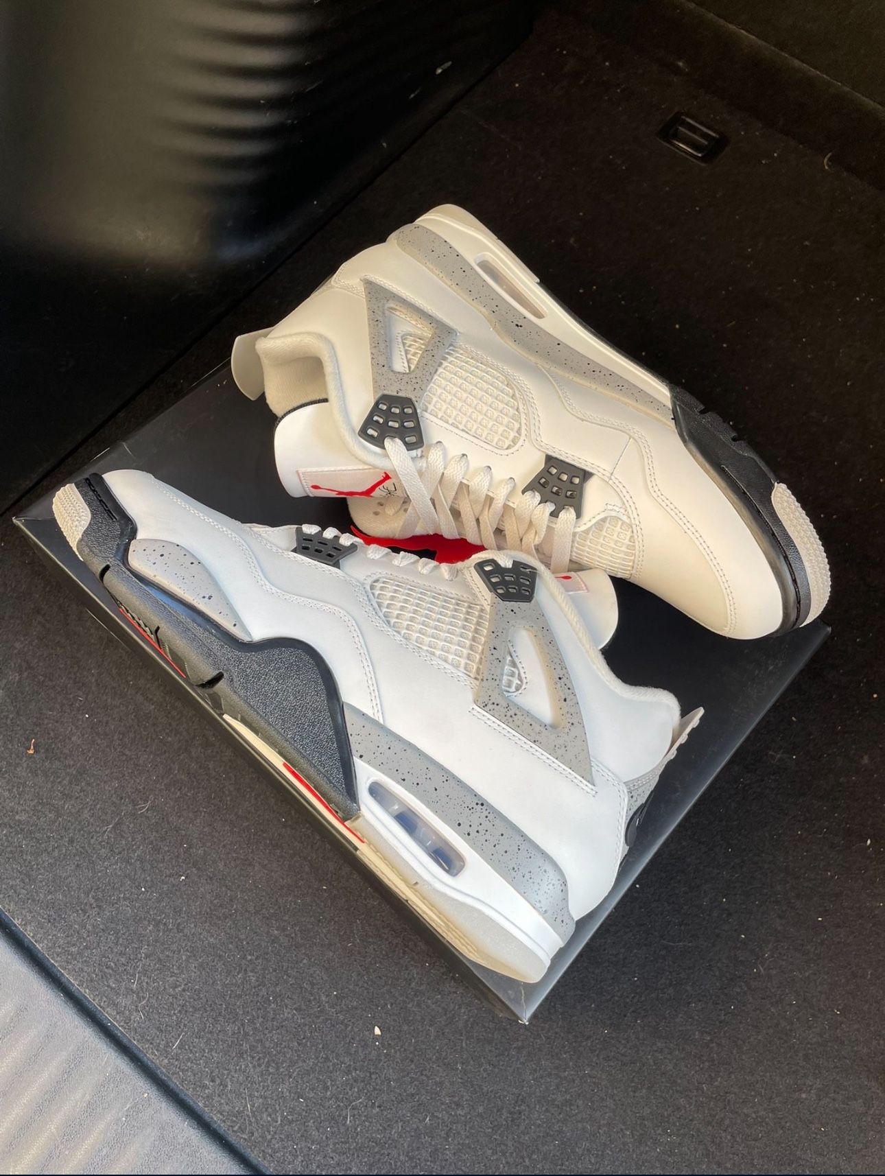 Jordan 4 White Cement