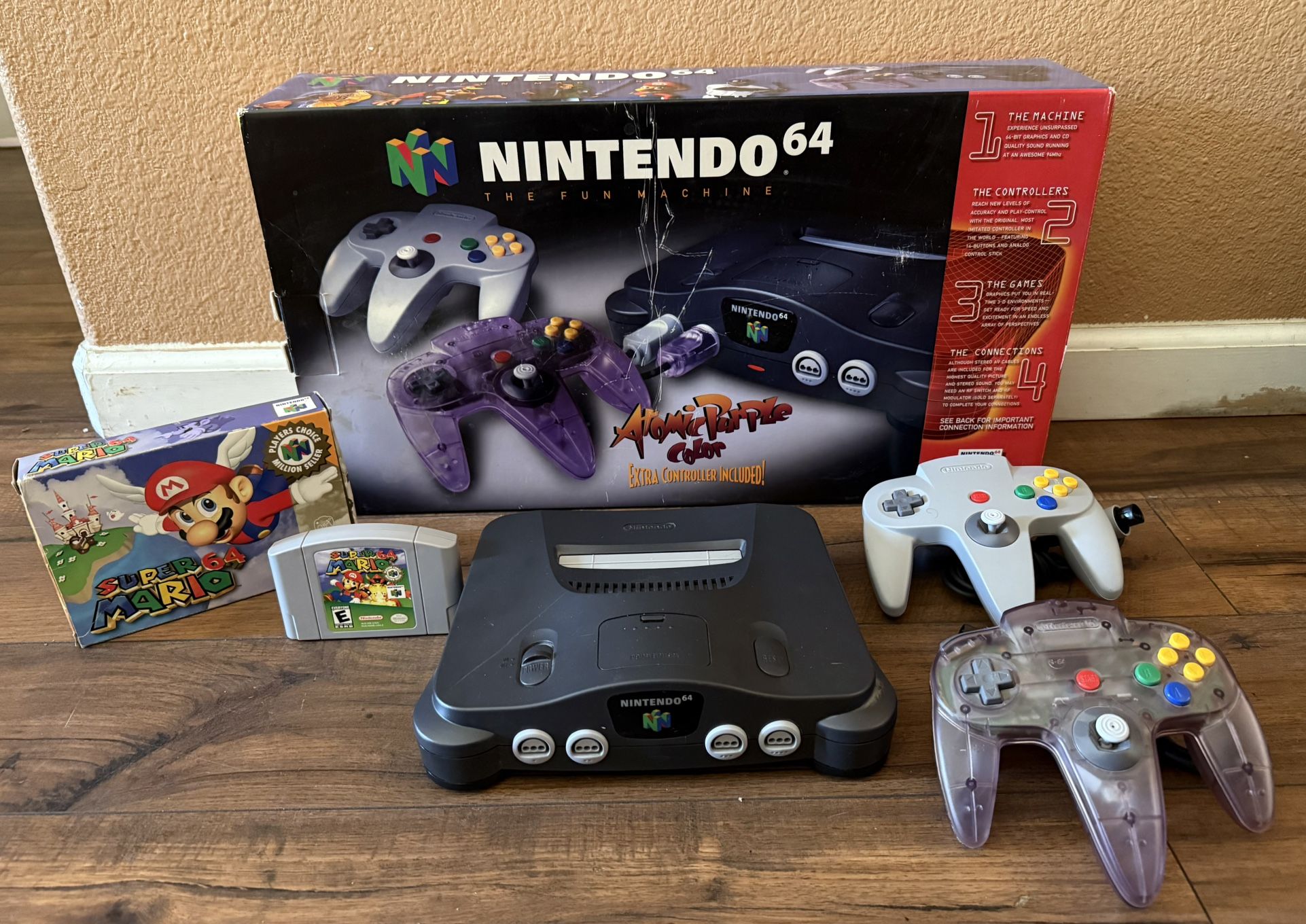 Nintendo 64 Console Atomic Purple w/Box + Super Mario 64 w/Box