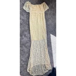 Beautiful Maternity Dress!!