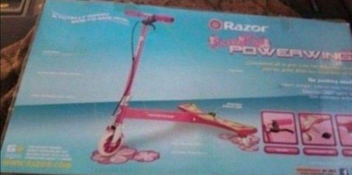 Powerwing razor