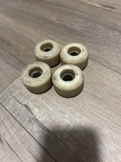 Skate board