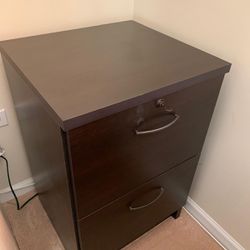 TOP QUALITY FILING CABINET Like New 