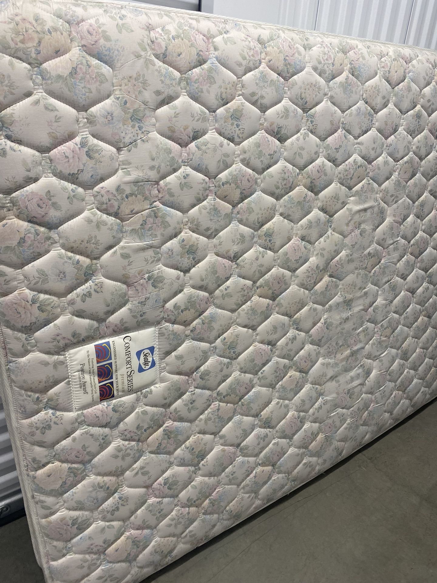 Queen Size Mattress And Box Spring By Sealy