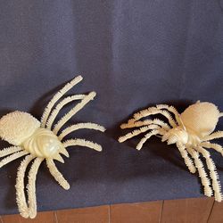 Rubber Tarantula Large Hanging Squeaky Toy Spider Glow in the Dark