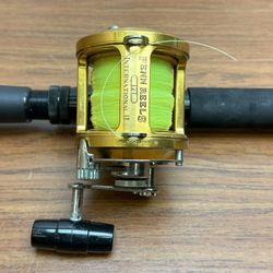 Penn International II 12T Lever Drag Reel Saltwater Fishing Big Game Trolling