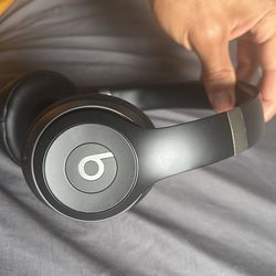 Beats Solo 4 for selling fast