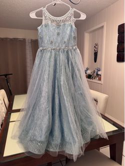 Little girls size  8